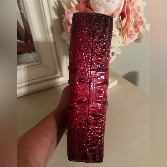 Brahmin Lorelei Red Dragon - Picture 6 of 9